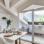 Amazing Attic With Terrace On Harbour Apartamento
