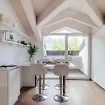 Amazing Attic With Terrace On Harbour Apartamento