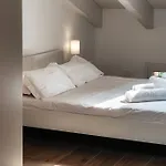 Amazing Attic With Terrace On Harbour Apartamento Como