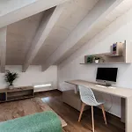 Apartamento Amazing Attic With Terrace On Harbour Como