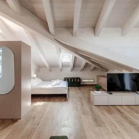 아파트 Amazing Attic With Terrace On Harbour *